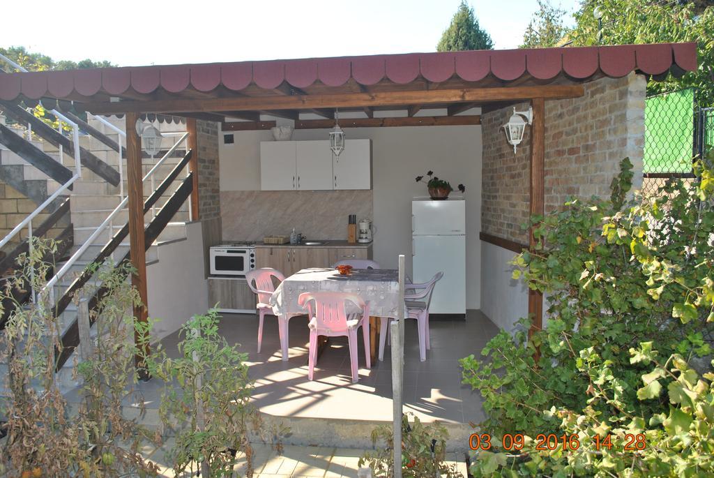 Guest House Palma โกลเดน แซนส์ ภายนอก รูปภาพ
